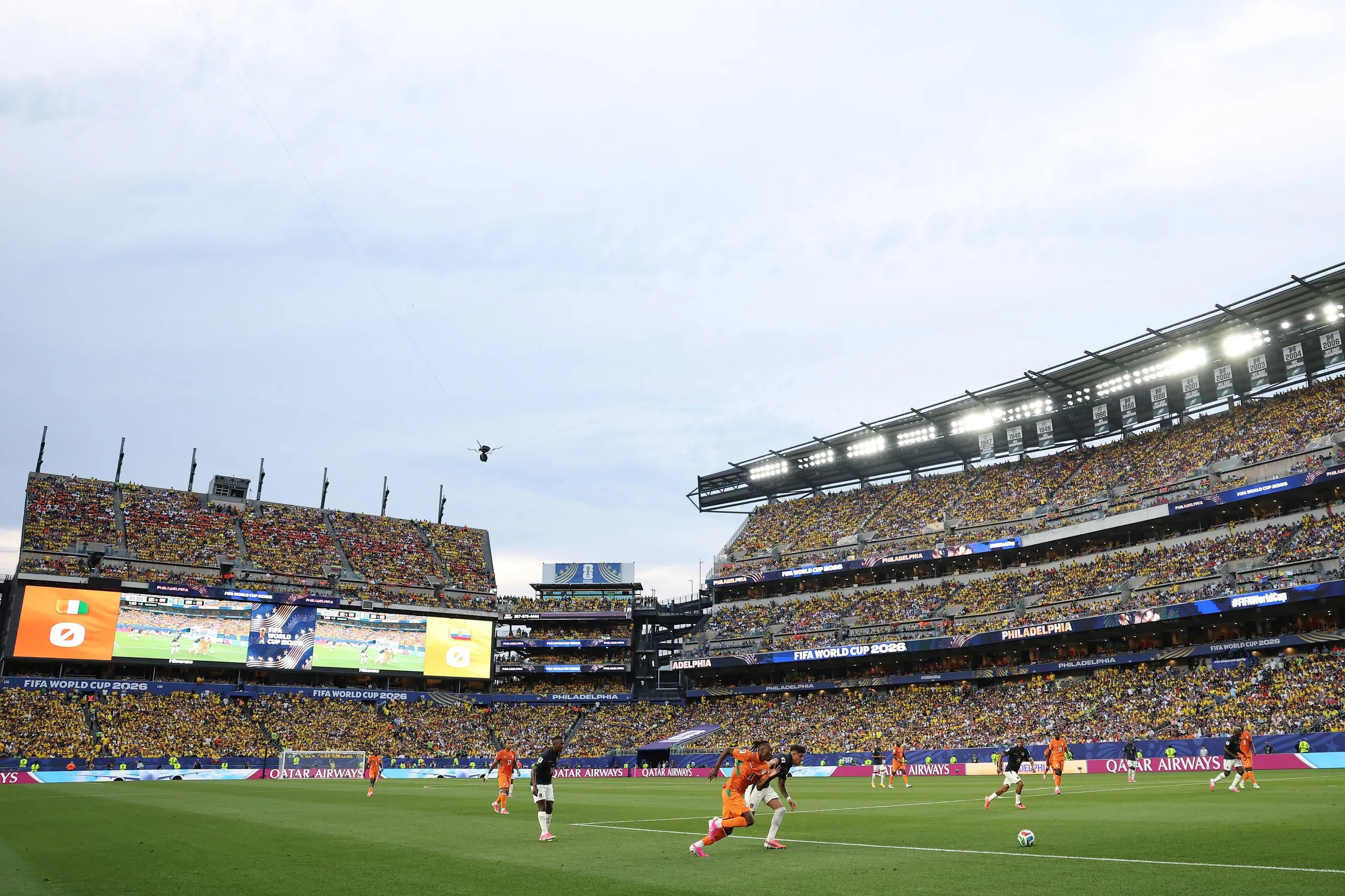A wide view of a packed Philadephia Stadium during Côte d’Ivoire v Ecuador