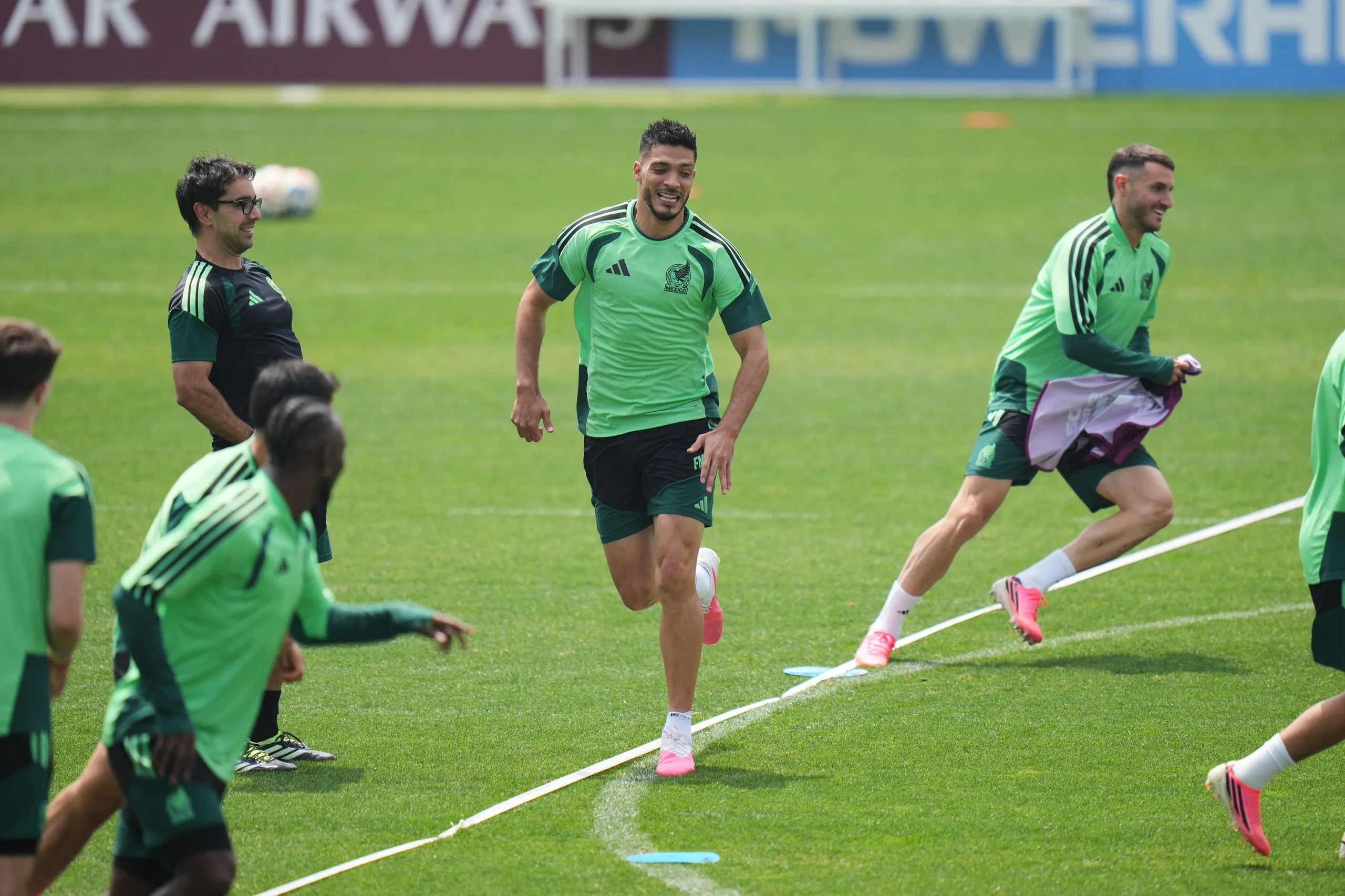 Raúl Jiménez runs at training